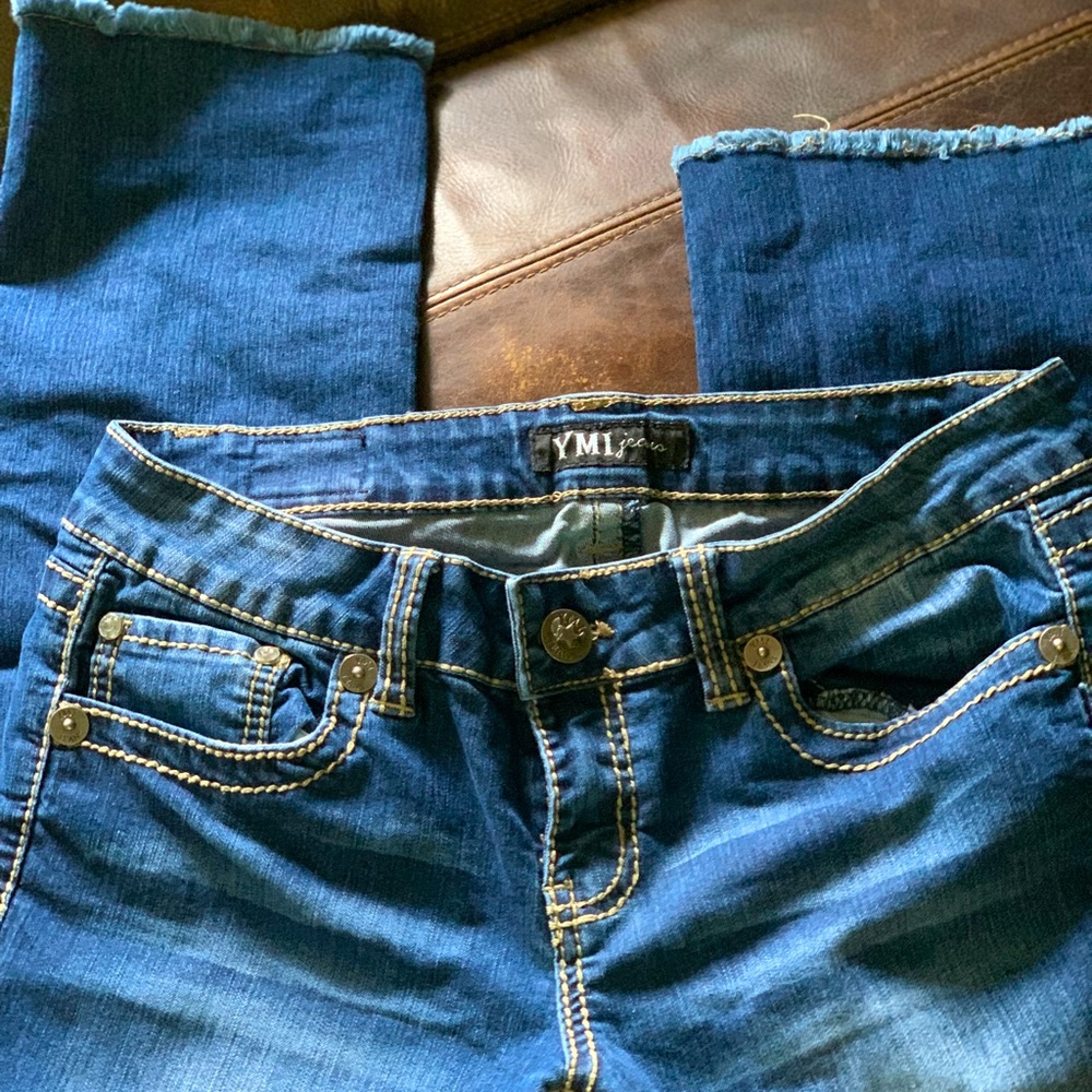 Cropped jeans size 9